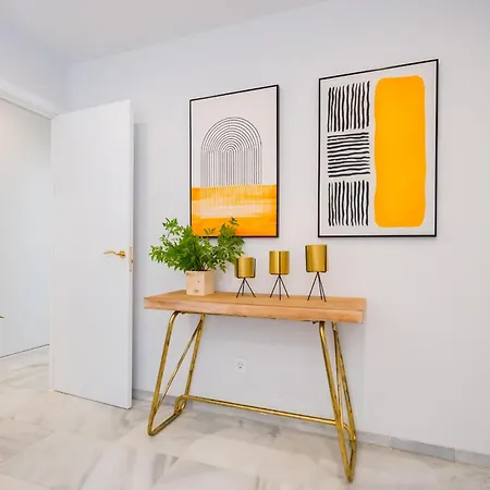 Reformed And Comfy- 2bd 2bth- Arenal Sevilla